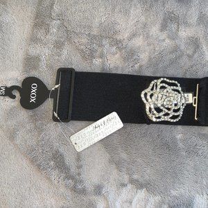NWT Rhinestone Rose Detail Belt